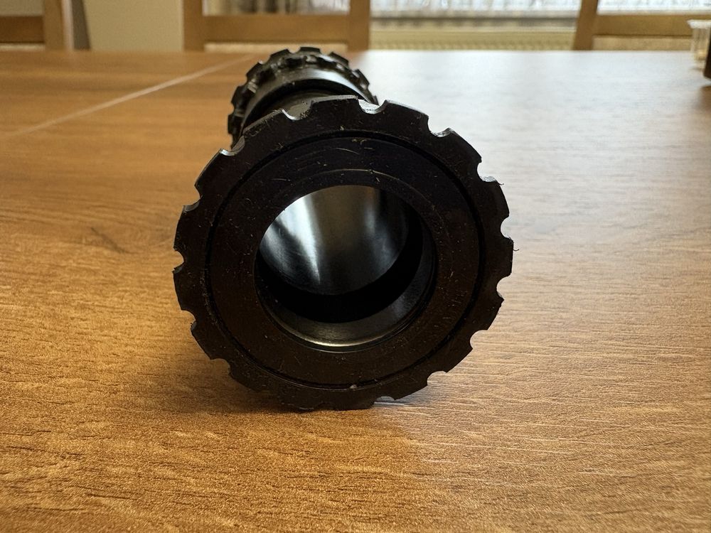 TOKEN Ninja Lite Shimano PF41 - BB4124PS