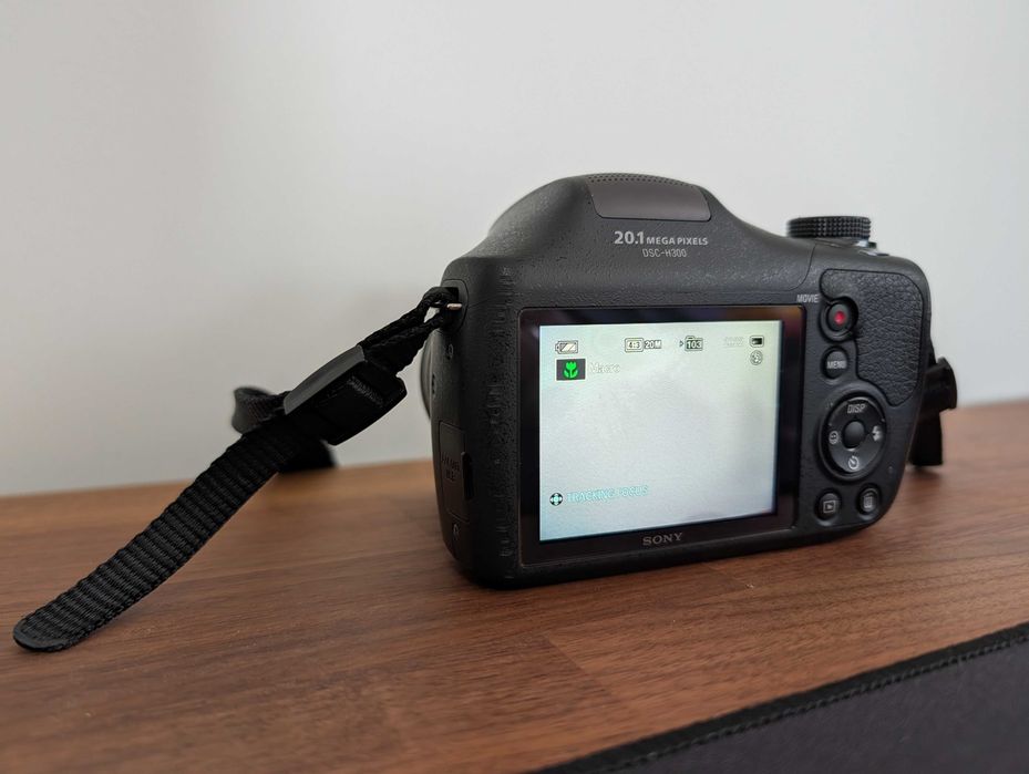 Sony Cyber-shot DSC-H300 - bolsa + cartão SanDisk 16GB