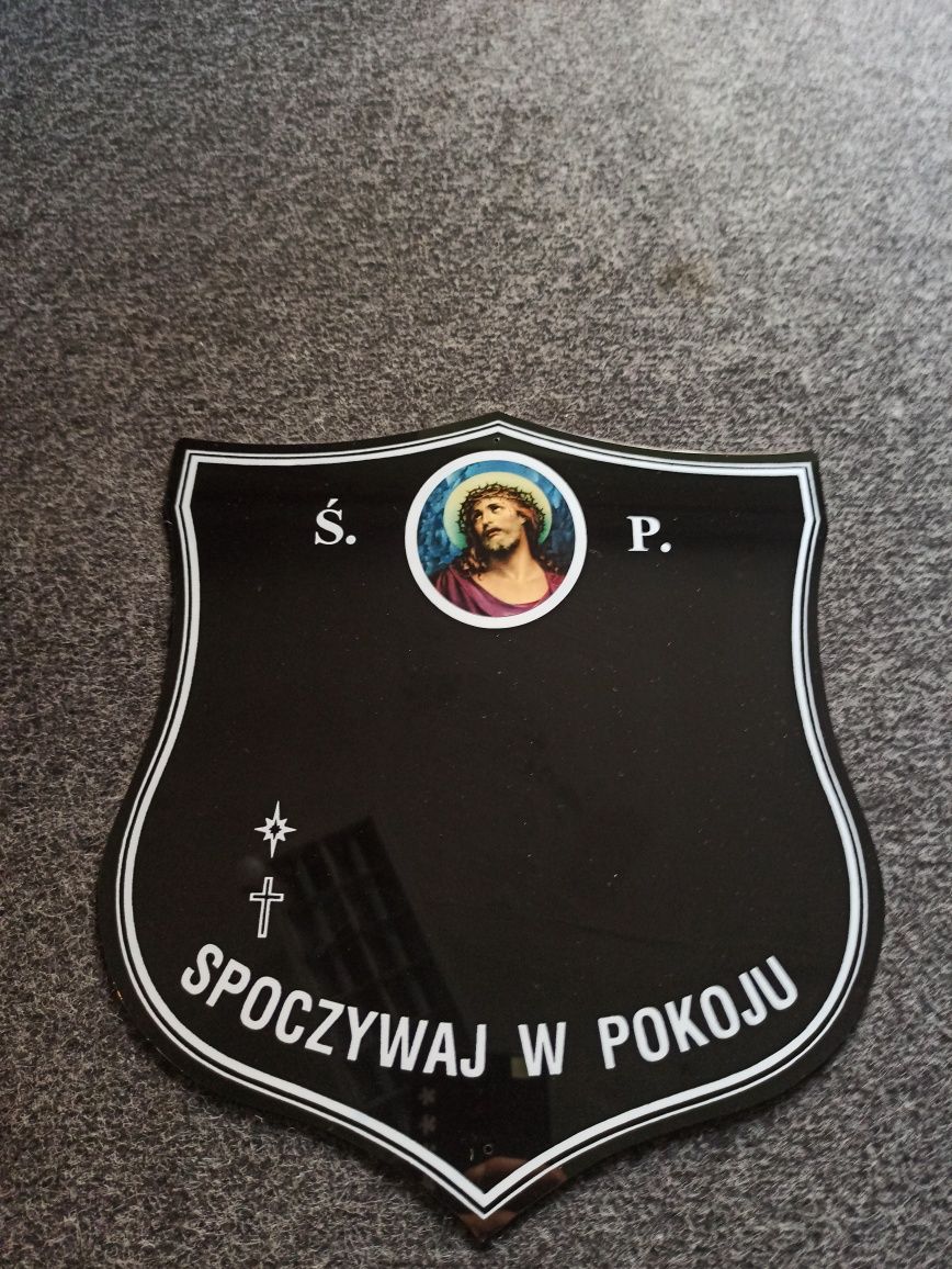 Tablica na cmentarz Wszystkich Świętych  tabliczka na krzyż
