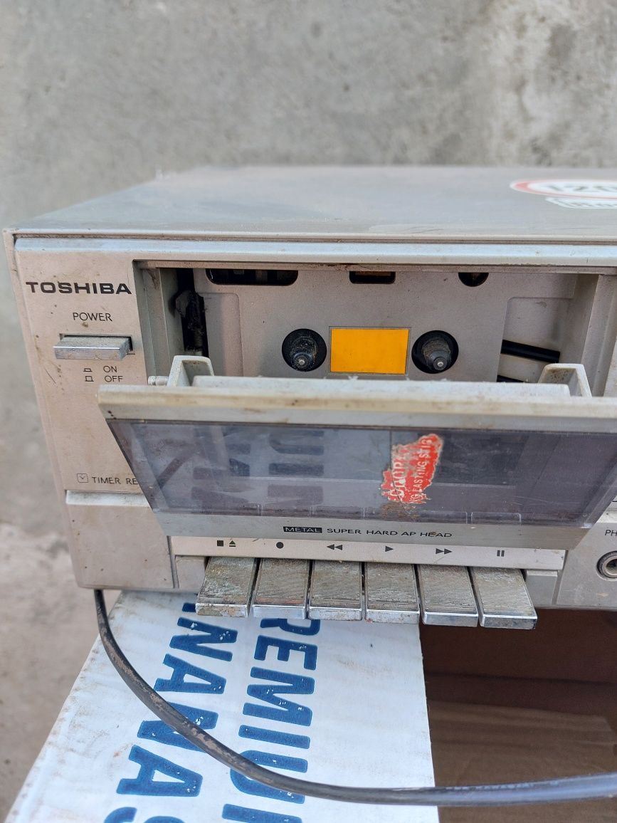Касетний магнітофон Toshiba pc-x12