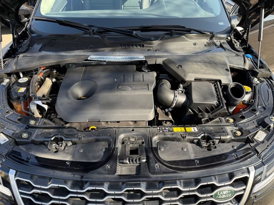 Range Rover Evoque p300