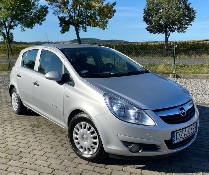 Opel Corsa D benzyna klima zadbany
