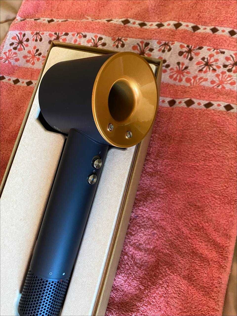 фен Dyson supersonic