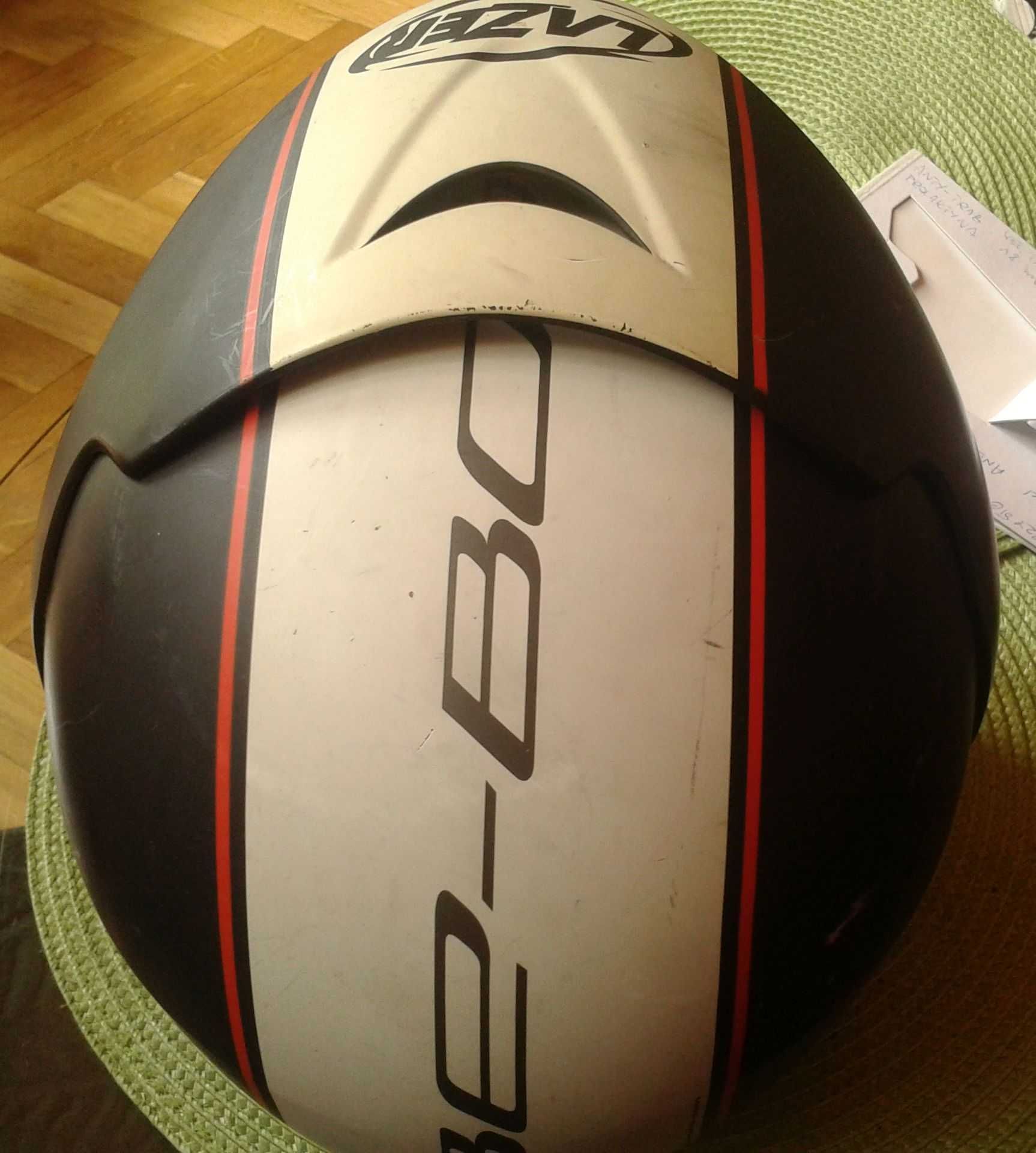 Kask motocyklowy Lazer