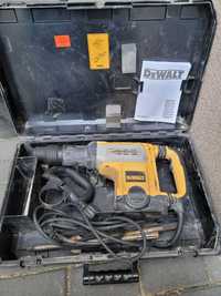 Młot udarowy DeWalt D25871