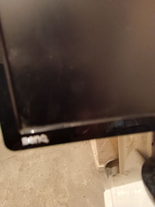 Monitor sprzedam