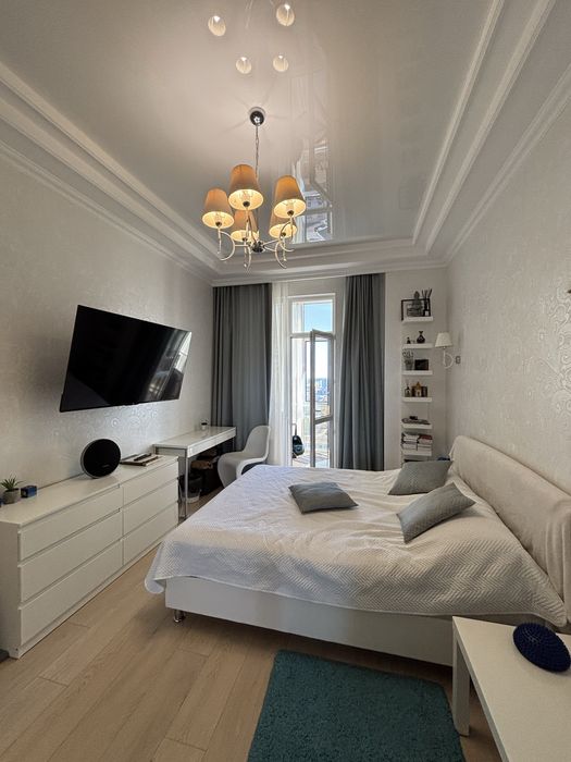 Продам однокімнатную квартиру с евроремонтом в ЖК 16 Жемчужина