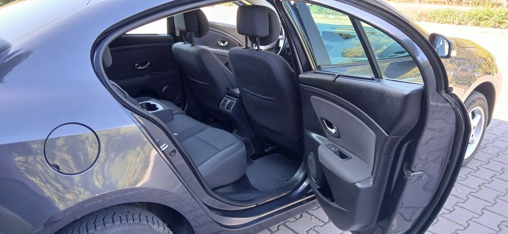 Продам Рено Флюенс