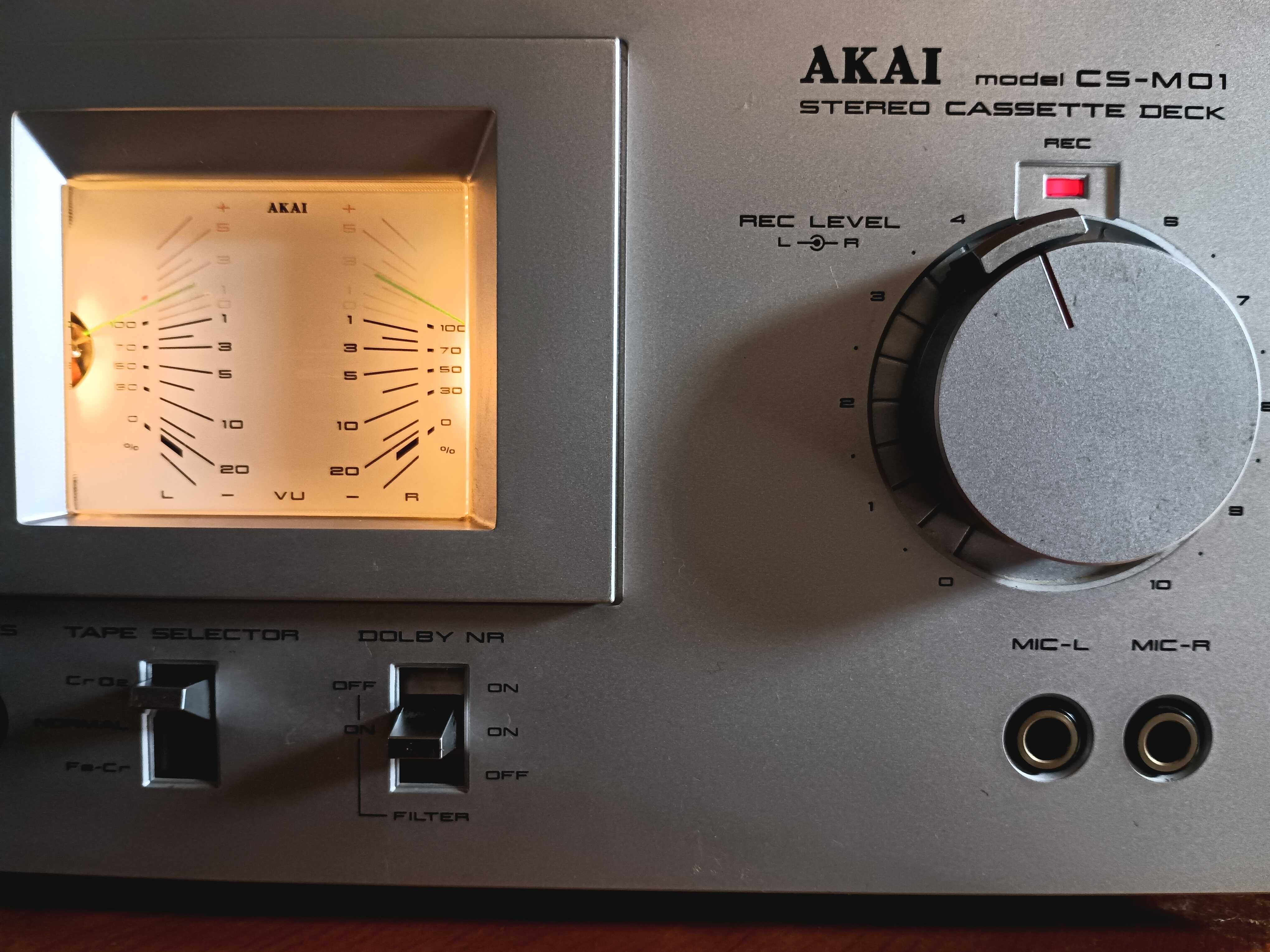 deck cassetes AKAI CS-M01
