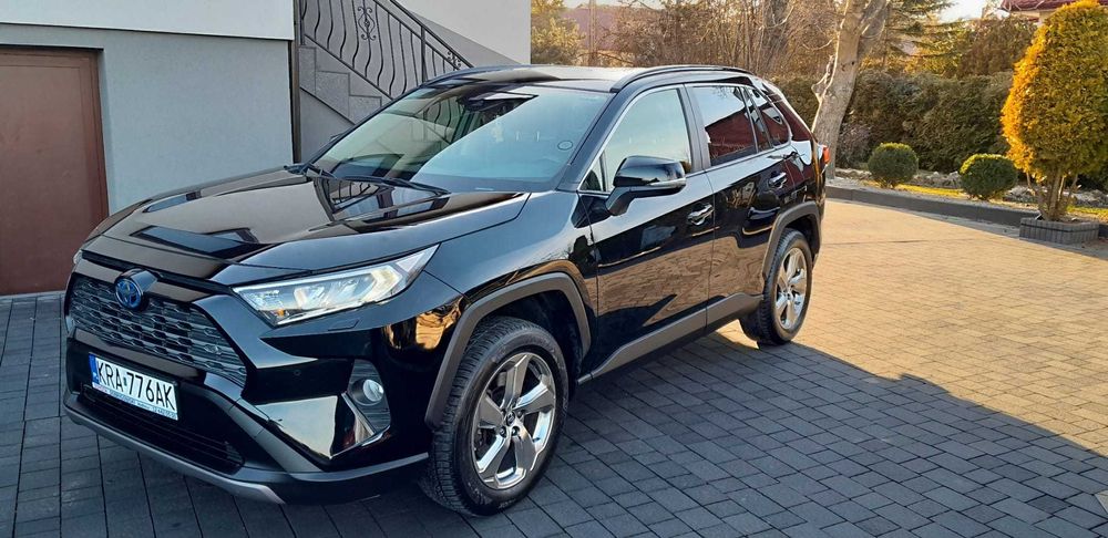 Toyota RAV 4 2019 r. 4x2 Start&Stop Comfort Silnik 2,0 benzyna