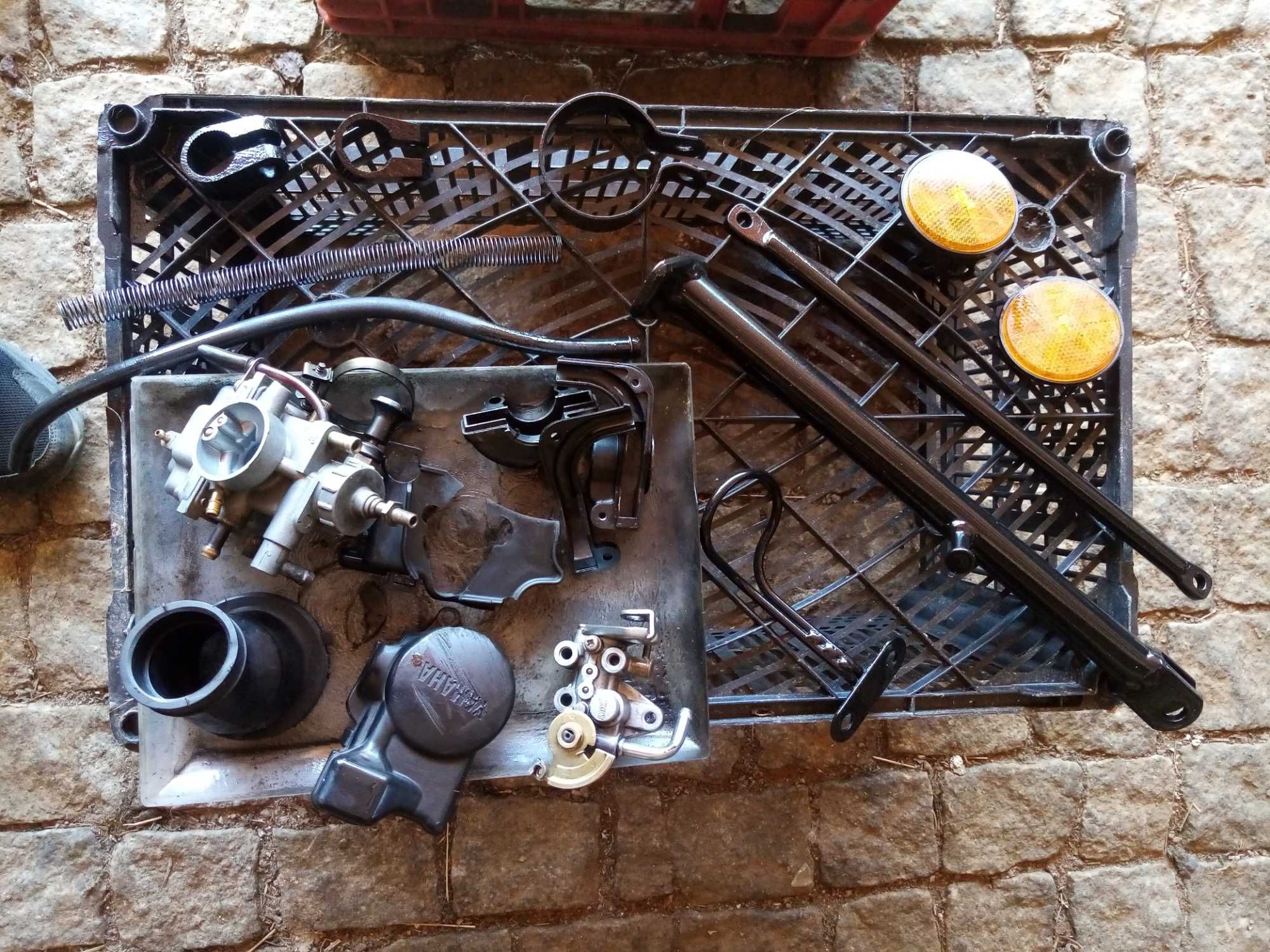 Material yamaha dt50