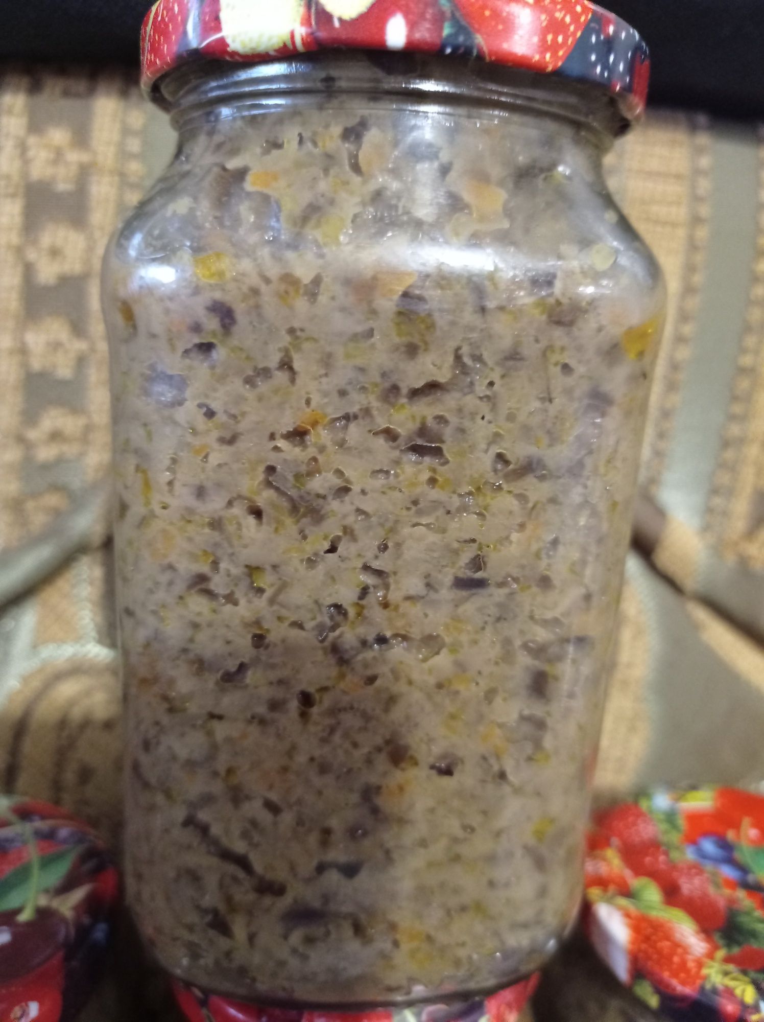 Продаю опеньки мариновані