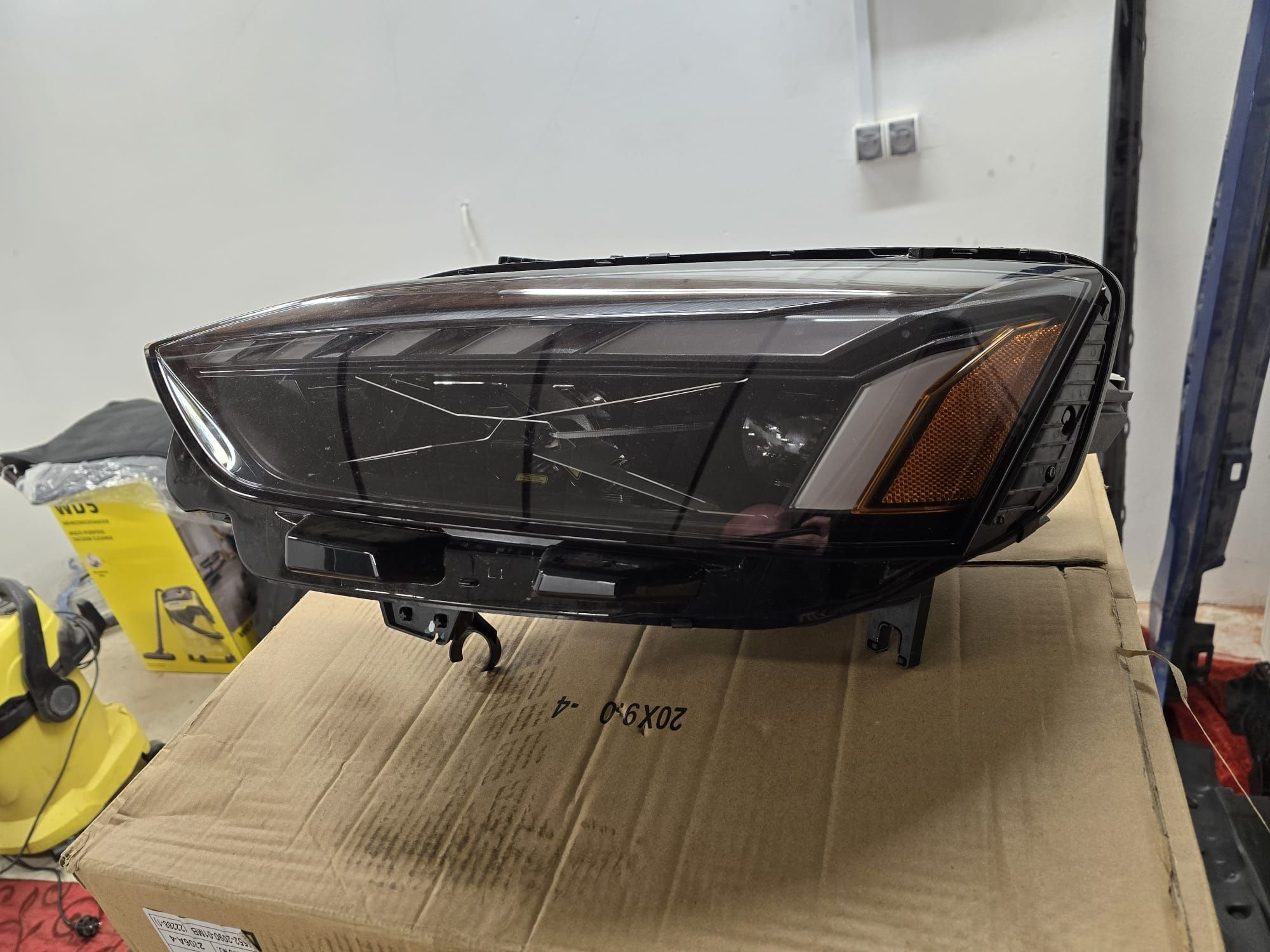 Lampy przód i tył Audi RS5 2024 USA
