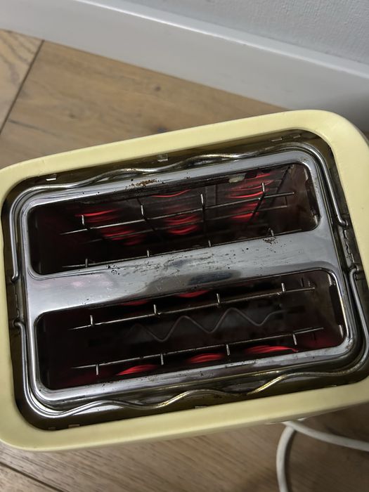 Тостер Tefal Delfini