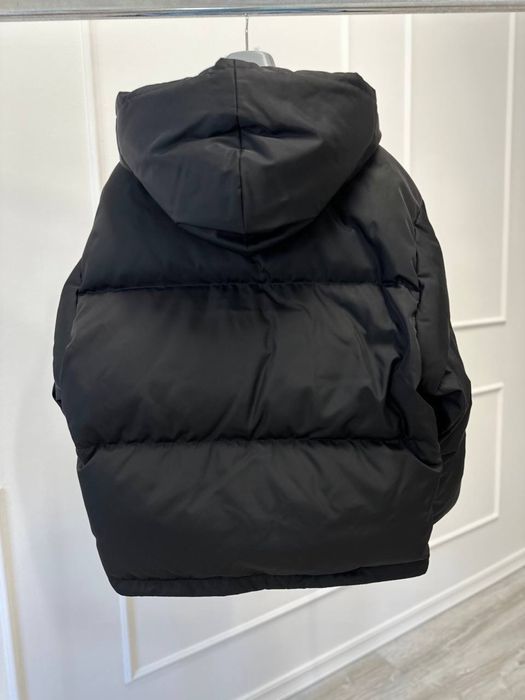 Prada куртка 38 размер