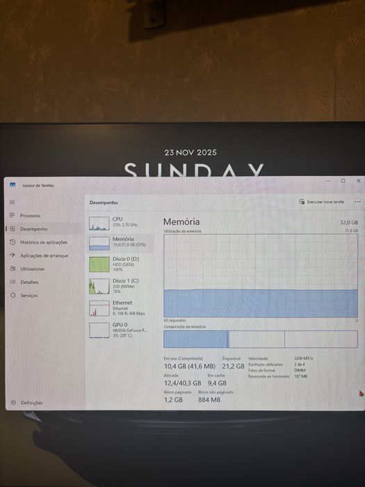 Vendo computador, incluido rato, teclado, auscultadores