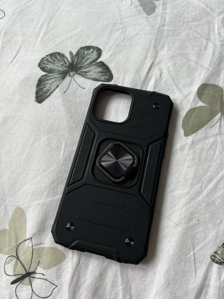 Czarne etui iphone 13 pro max