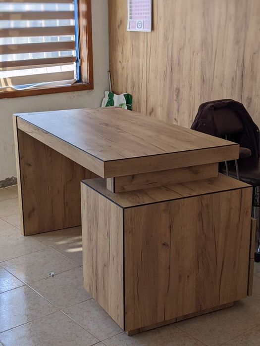 Mesa de escritório - como nova