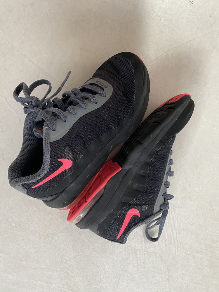 Nike air max invigor 28