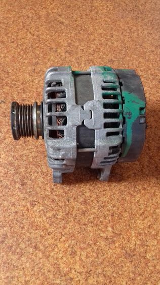 Alternator Bosch 150A Audi a4 b8 a5 q5 lift 2.0 tdi 03L903017