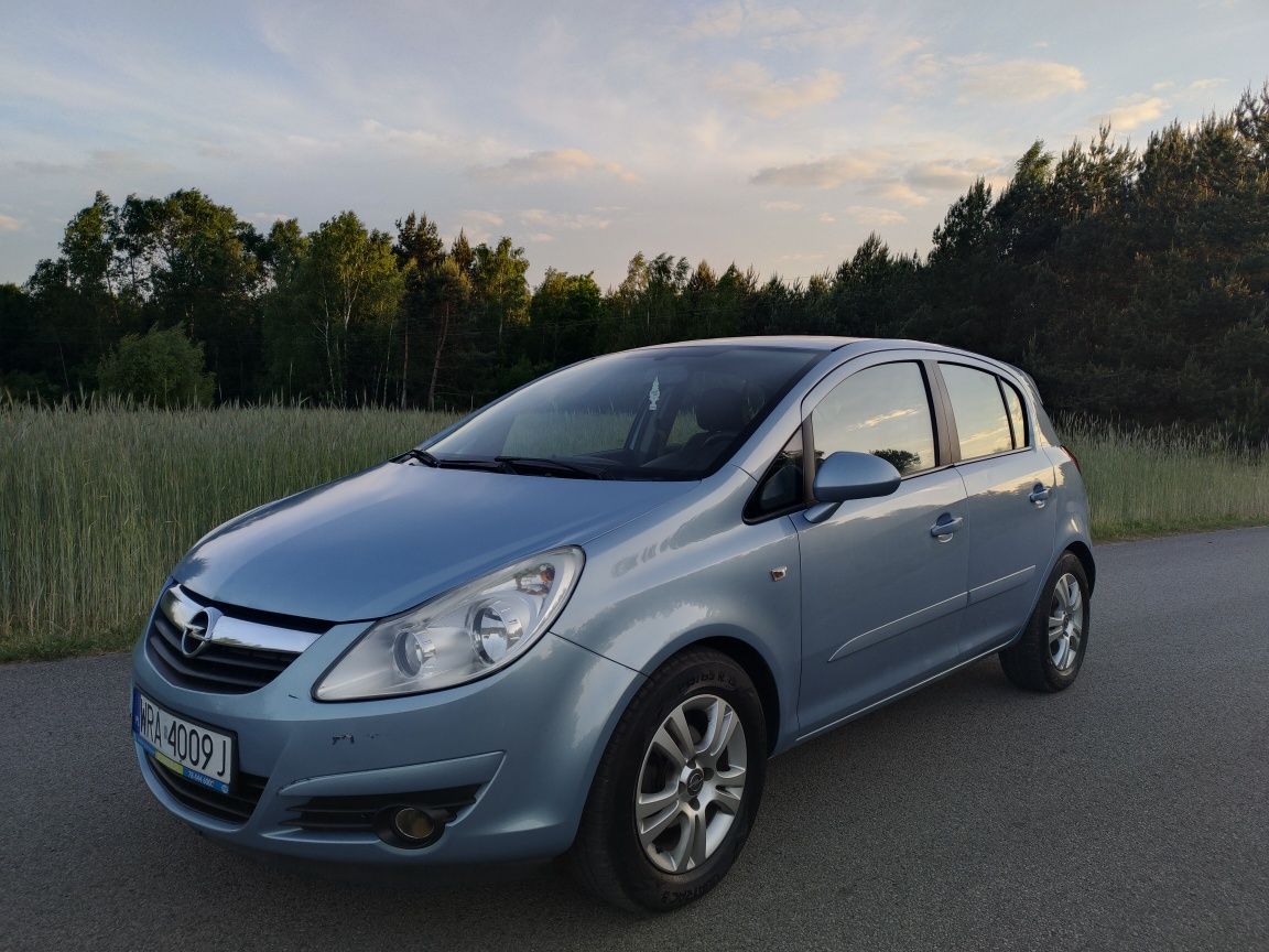 Opel Corsa D Cosmo 1.4b 2007 klima