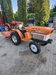 Kubota B1400 z glebogryzarką w zestawie mini traktorek japoński ogrodn