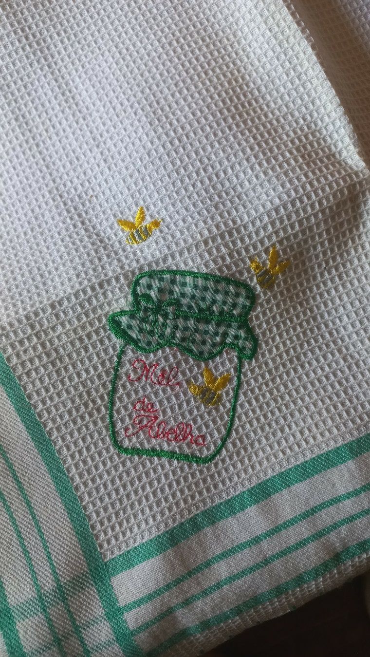 Roupas usadas, panos, lençóis e toalhas