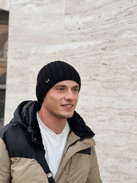 Мужская шапка Under Armour на флисе черная серая зимняя с отворотом