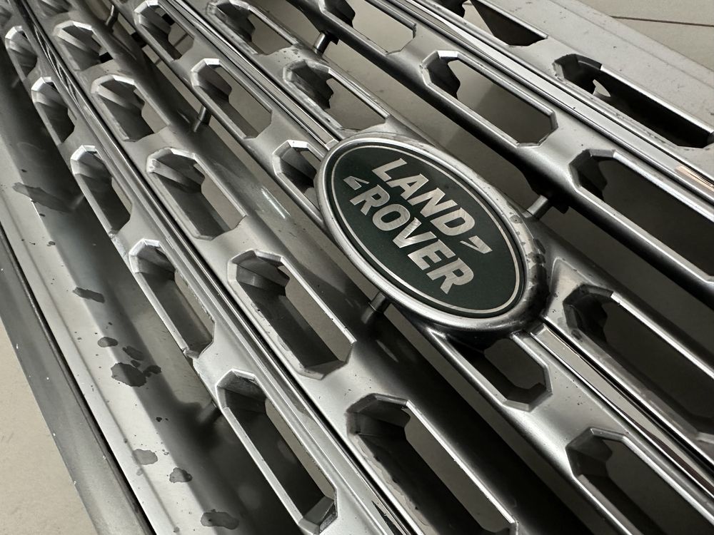 Решітка радіатора Range Rover L405 Оригінал 2012-2017