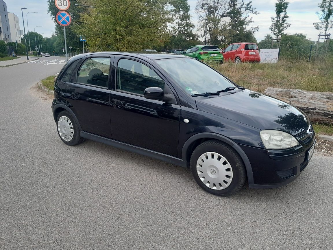 Zadbany opel corsa 1.0 60 KM 2005r