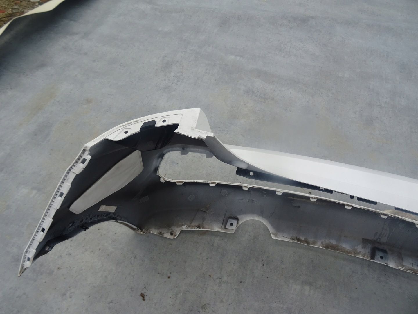 ZDERZAK tył HYUNDAI I20 II LIFT 18-20