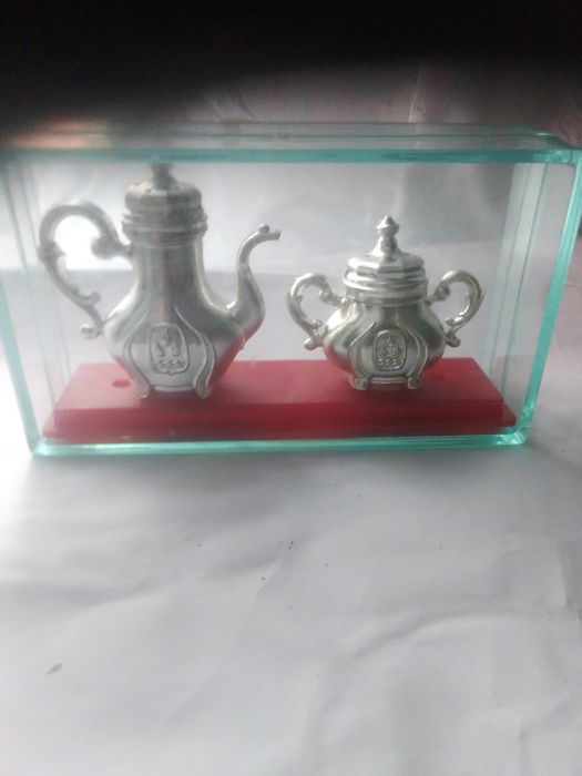 Сувенірний набір сіль та перець в подарунковій коробці