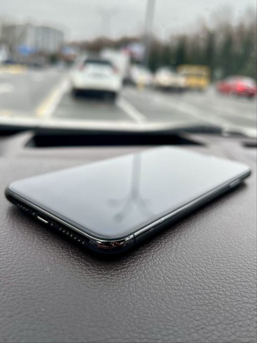 IPhone XS Max (256 Gb). Space Gray