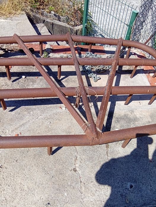 Grande de bicos para trator
