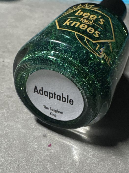 Bee’s Knees Lacquer lakier do paznokci Adaptable