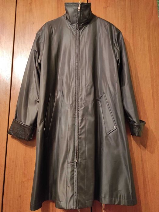 Куртка/плащ черного цвета