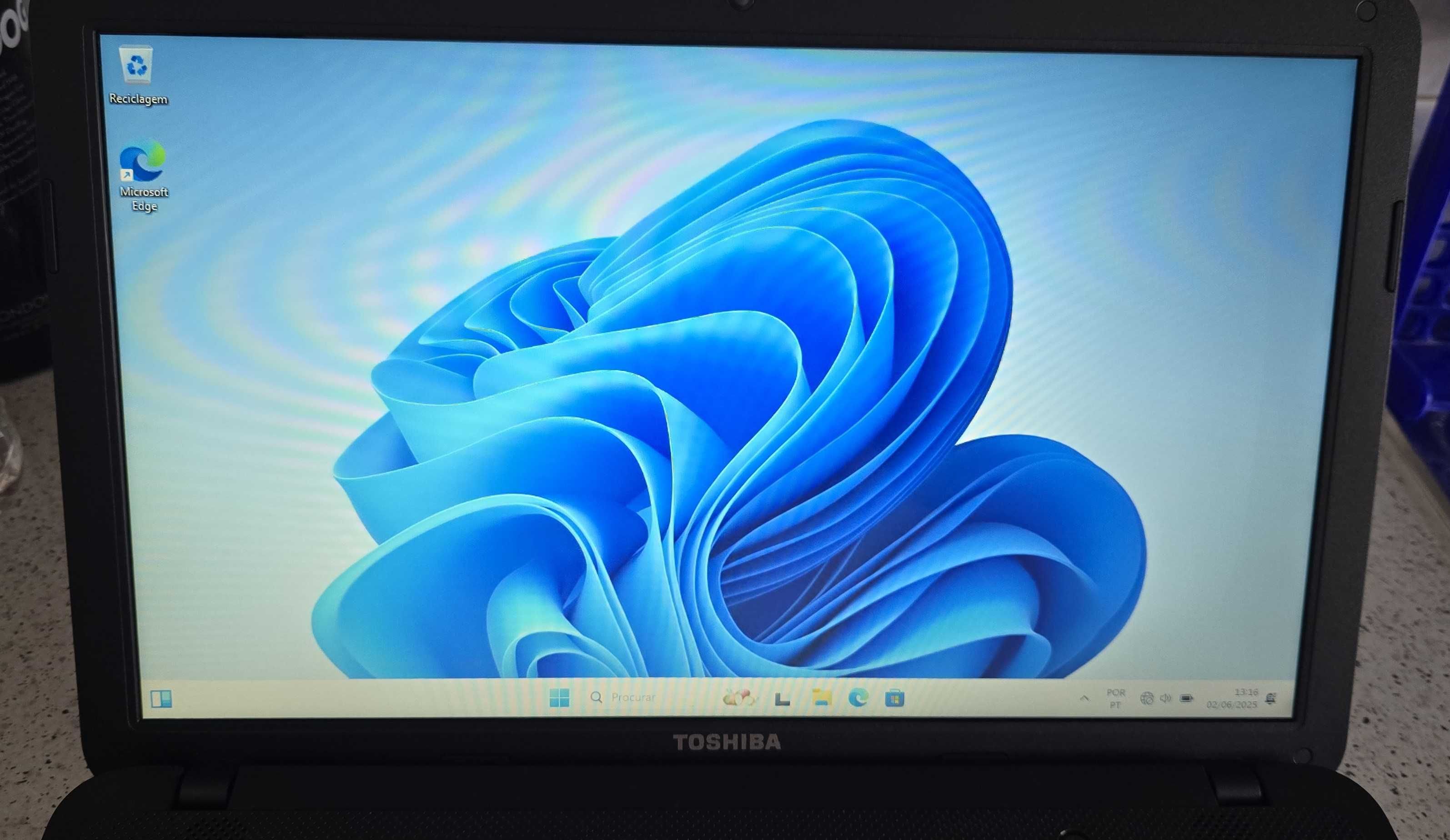 Portátil Toshiba C850-1L7
