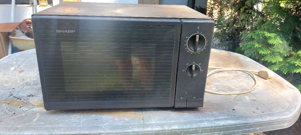 kuchenka mikrofalowąla Sharp R-6280