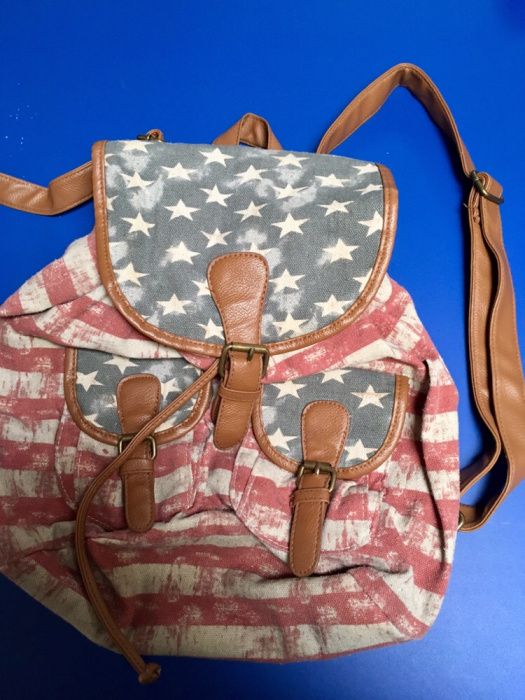 Mochila de presilhas da PRIMARK