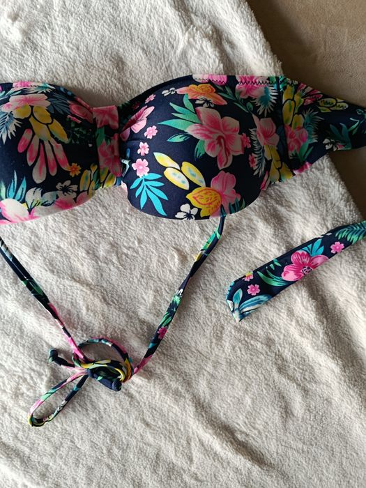 Biquíni Springfield floral tropical tamanho 38