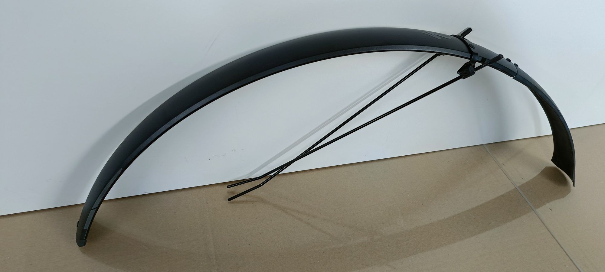 Przedni Błotnik Specialized Dry-Tech 28" . 50mm