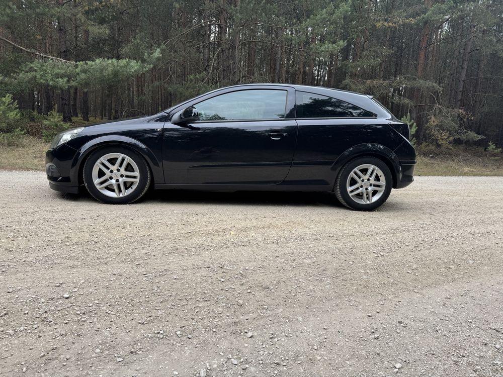 Opel astra h gtc 1.9 cdti 150 doinwestowana