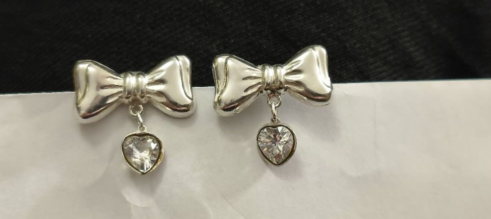 Brincos laço em prata