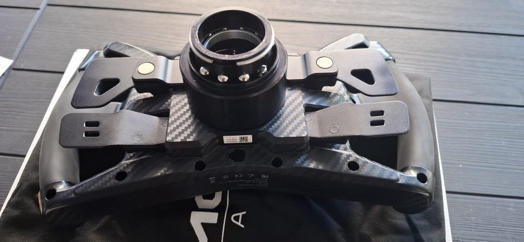 Base DD moza r9 v2 + volante ks