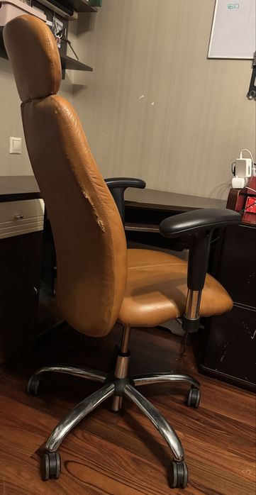 Крісло компʼютерне, крісло офісне, стілець компʼютерний