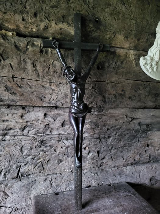 Drewniany krzyż 62 cm