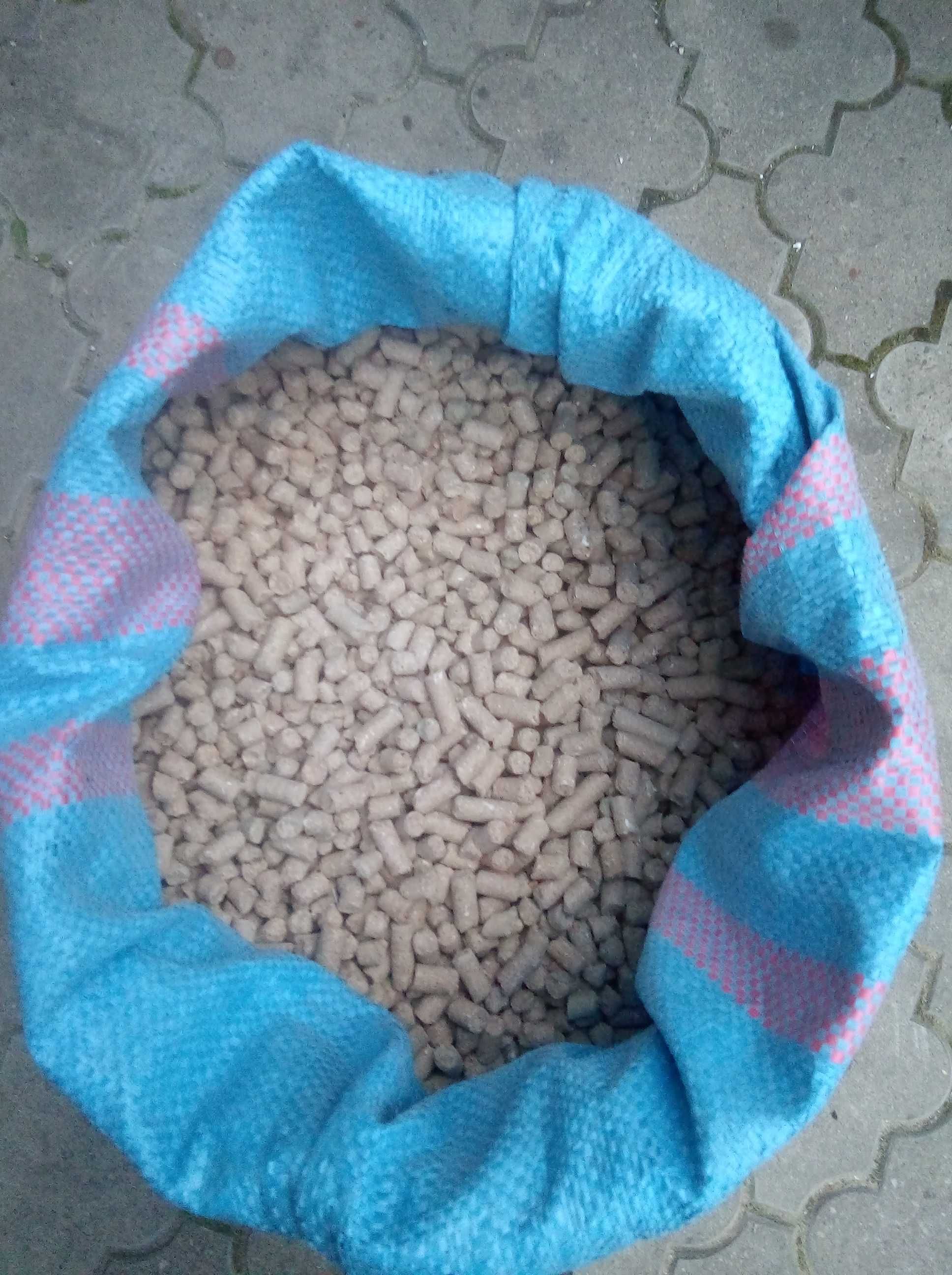 Pellet z otrębów do pieca na pellet, ekogroszek  25kg  3 worki