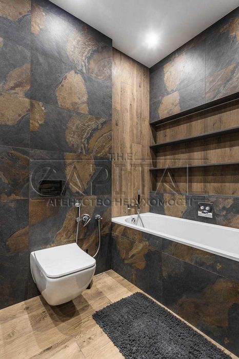 Продаж сучасна квартира 4-кімнати  вул. Лаврська 6 3 СПАЛЬНІ ЦЕНТР