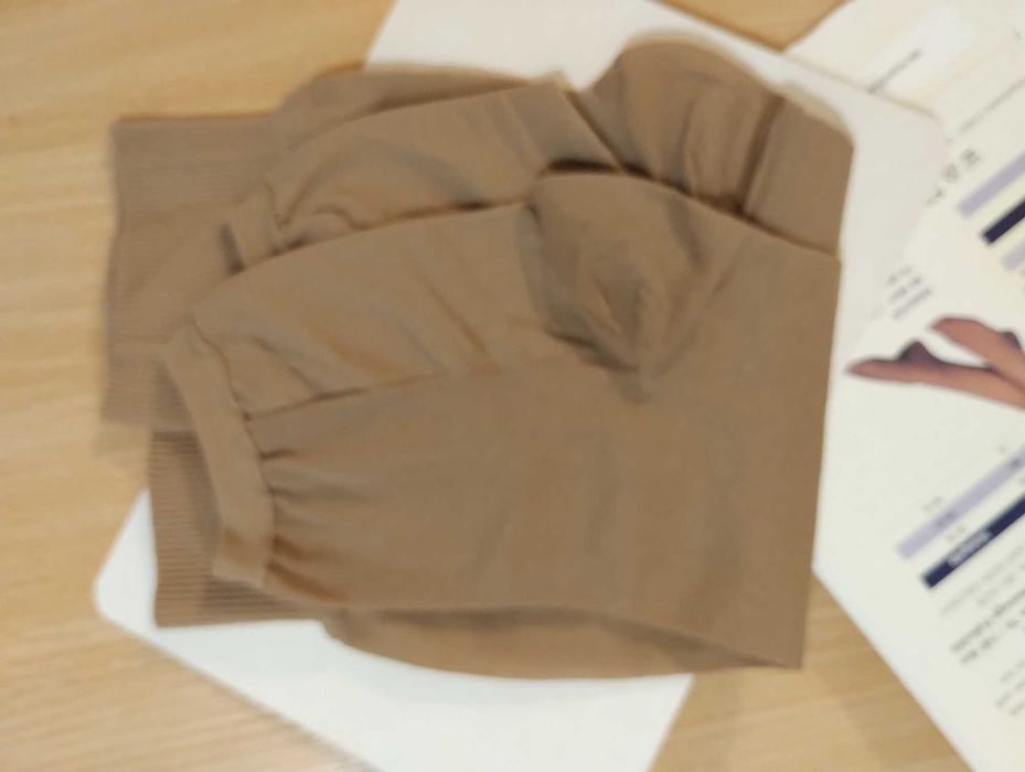 Podkolanówki profilaktyczne z uciskiem .