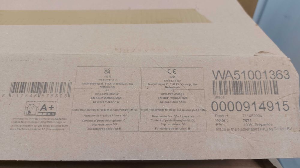 Wykładzina dywanowa płytki DESSO ESSENCE Maze 50x50cm